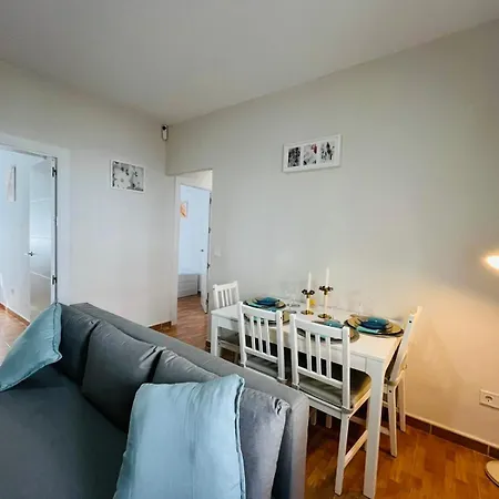 Leisa House Apartment *