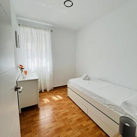 Apartment Leisa House Malaga